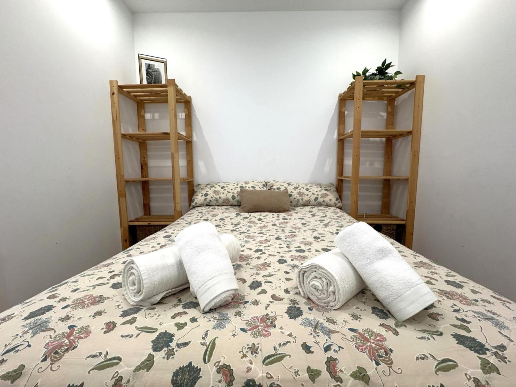 Apartamento Penaquinera En يانس المظهر الخارجي الصورة